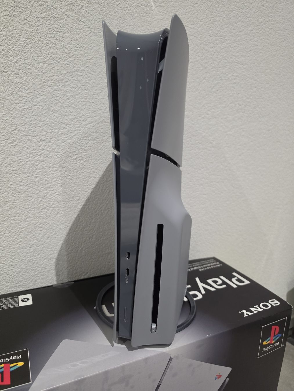 Sony Console: Ps5 slim disc 30th édition, 3TB + 2 manettes – Usato da Hauteville venduto da mopar87 4