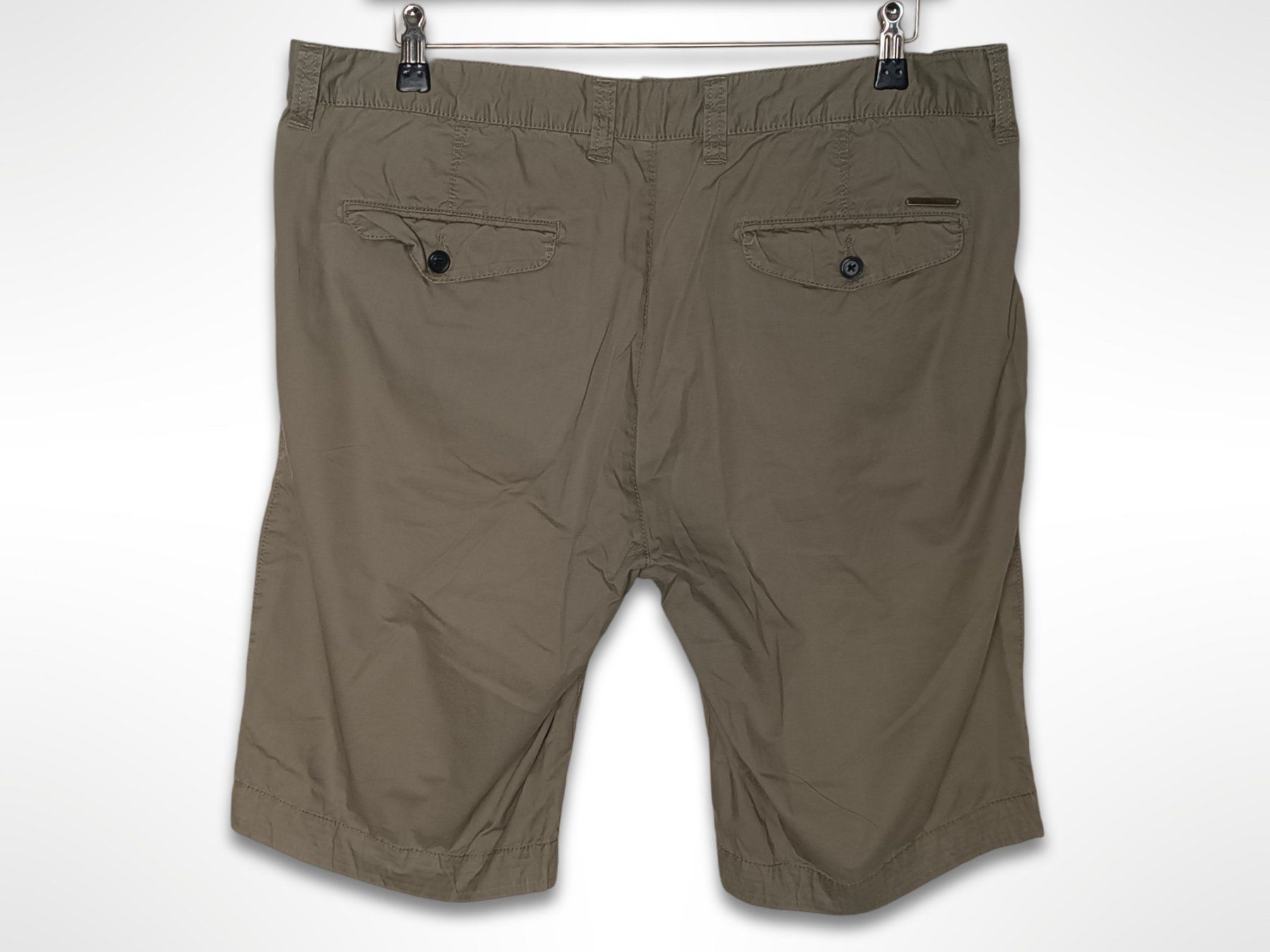 Maddison Pantaloni: MADDISON GENTLEMANS SHORTS Gr. XL – Usato da Suhr venduto da Restwert_Suhr 1