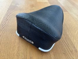 NOS Sattel Denfeld 