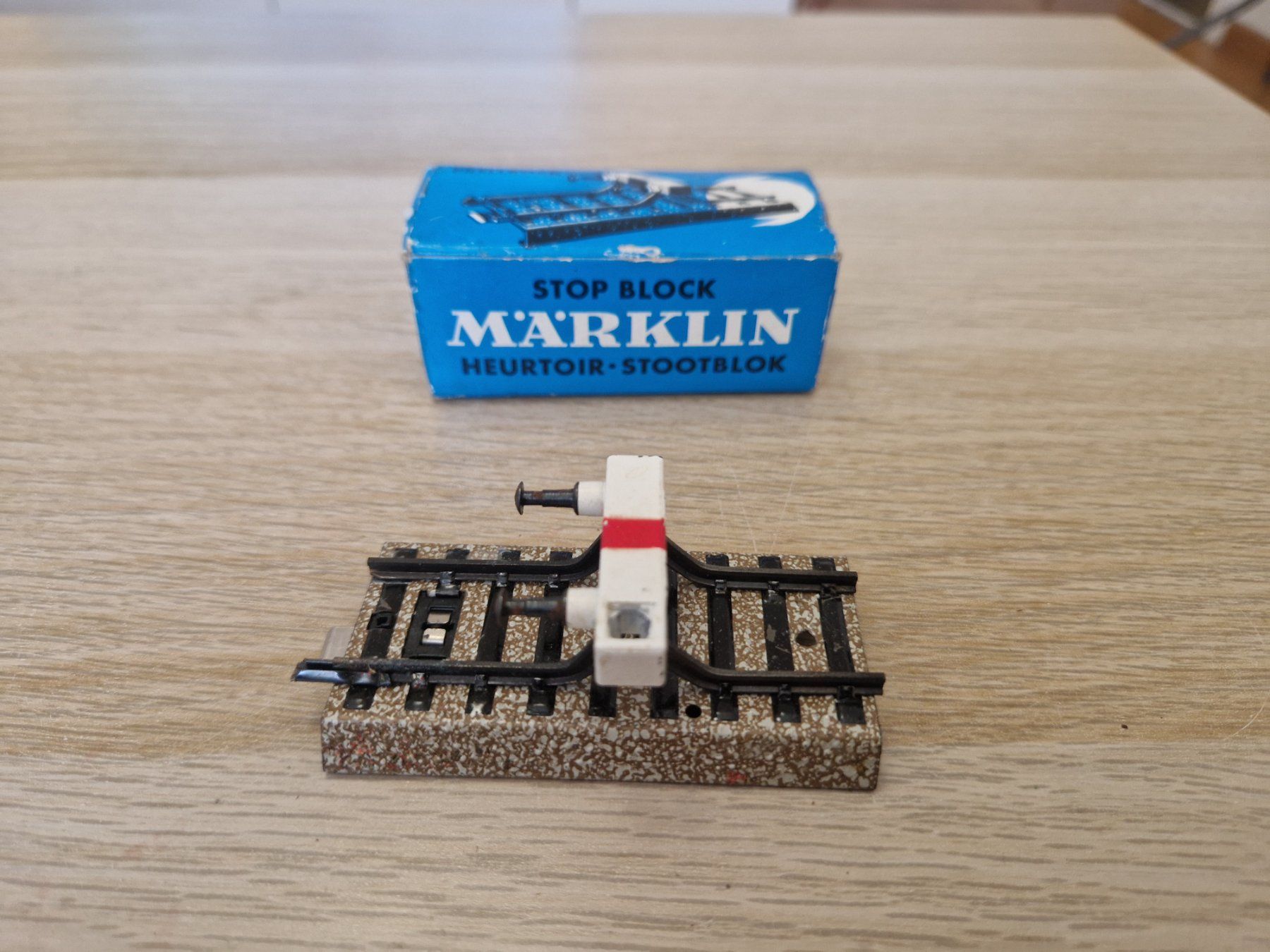 Märklin Modelleisenbahnen: Märklin 7190 Prellbock M H0 – Gebraucht aus St-Aubin-Sauges von tantome 1