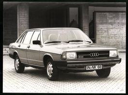 Fotografie Auto Audi 100 5S, Stufenheck-