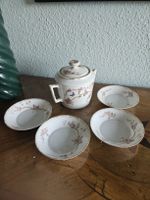 1 sucrier et 4 petites assiettes porcelaine Genève