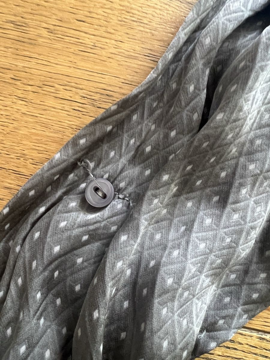 Camicette: JS Millenium Bluse, Gr. L, Grau mit Muster, Top Zustand! – Usato da Rütihof venduto da Rosy13 1