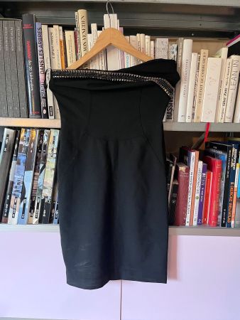Sehr schönes Sandro Kleid mit Nieten von Sandro Grösse 3