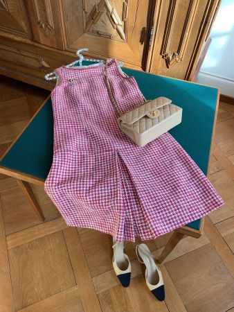DENI CLER MILANO  TWEED Kleid Gr 40 IT NEU!