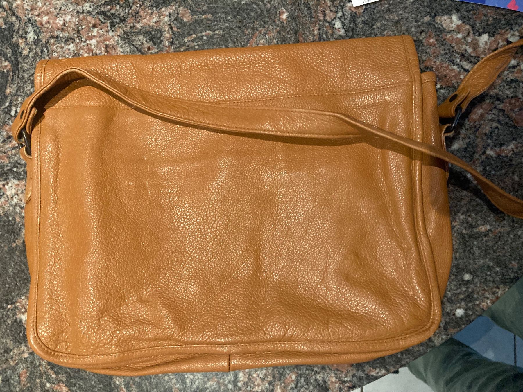 Borse: Umhängetasche aus weichem Leder – Nuovo (secondo la descrizione) da Menziken venduto da Ale.burri 1