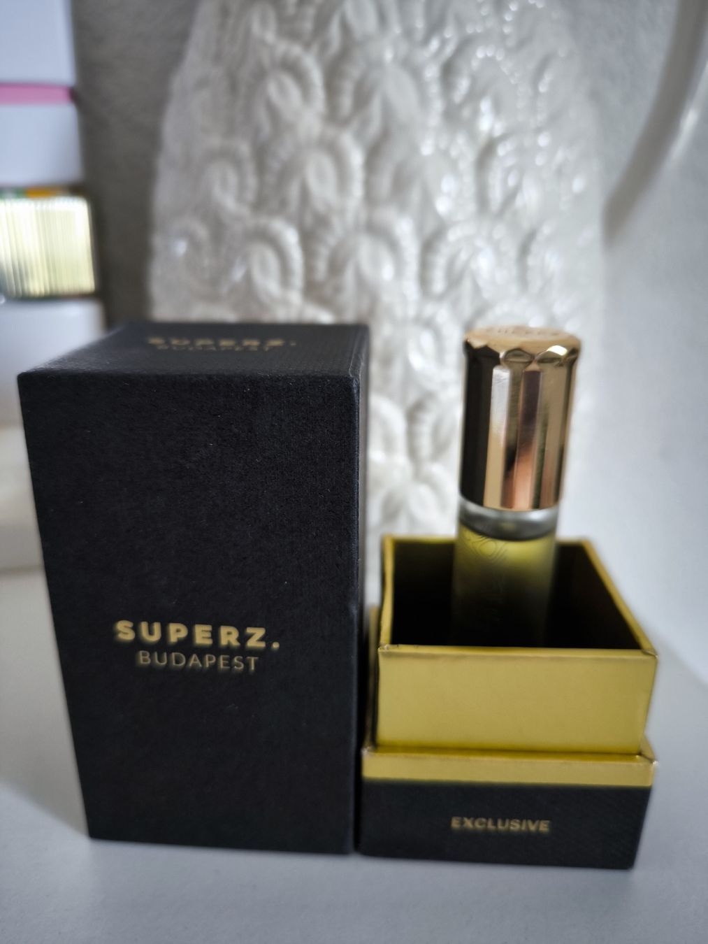 Profumi & Eau de Toilette: Superz. Budapest Siren EDP Parfümöl 6 ml – Usato da Rickenbach-Sulz venduto da Krisztike 1