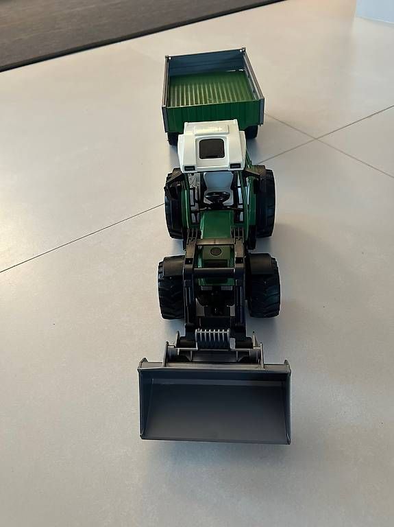 Veicoli per bambini: Traktor mit Anhänger – Usato da Glattpark(Opfikon) venduto da humanpro 2
