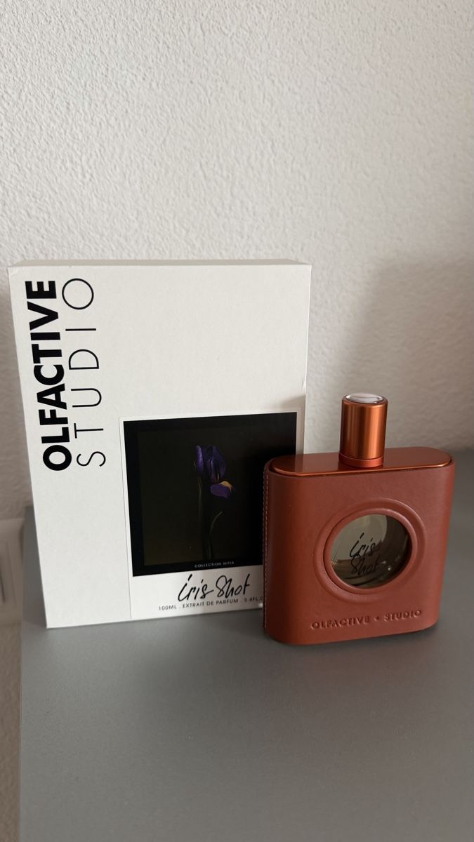 Profumi & Eau de Toilette: Olfactive Studio Iris Shot 100ml Parfum  – Usato da Sursee venduto da nst_czk2