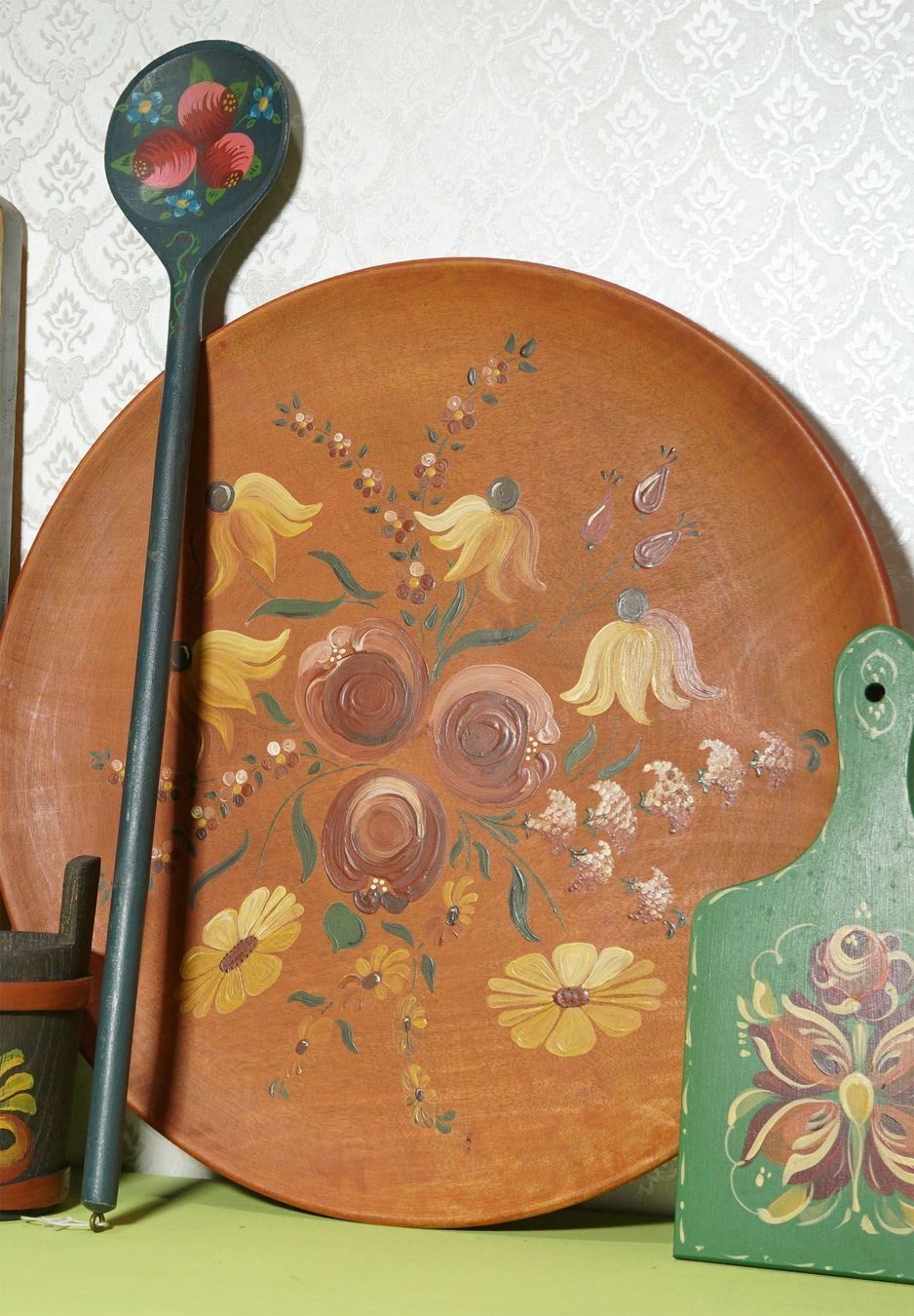 Tutte le decorazioni: 6 wunderschön handbemalte Holz-Objekte – Usato da Meggen venduto da Brockitare 6