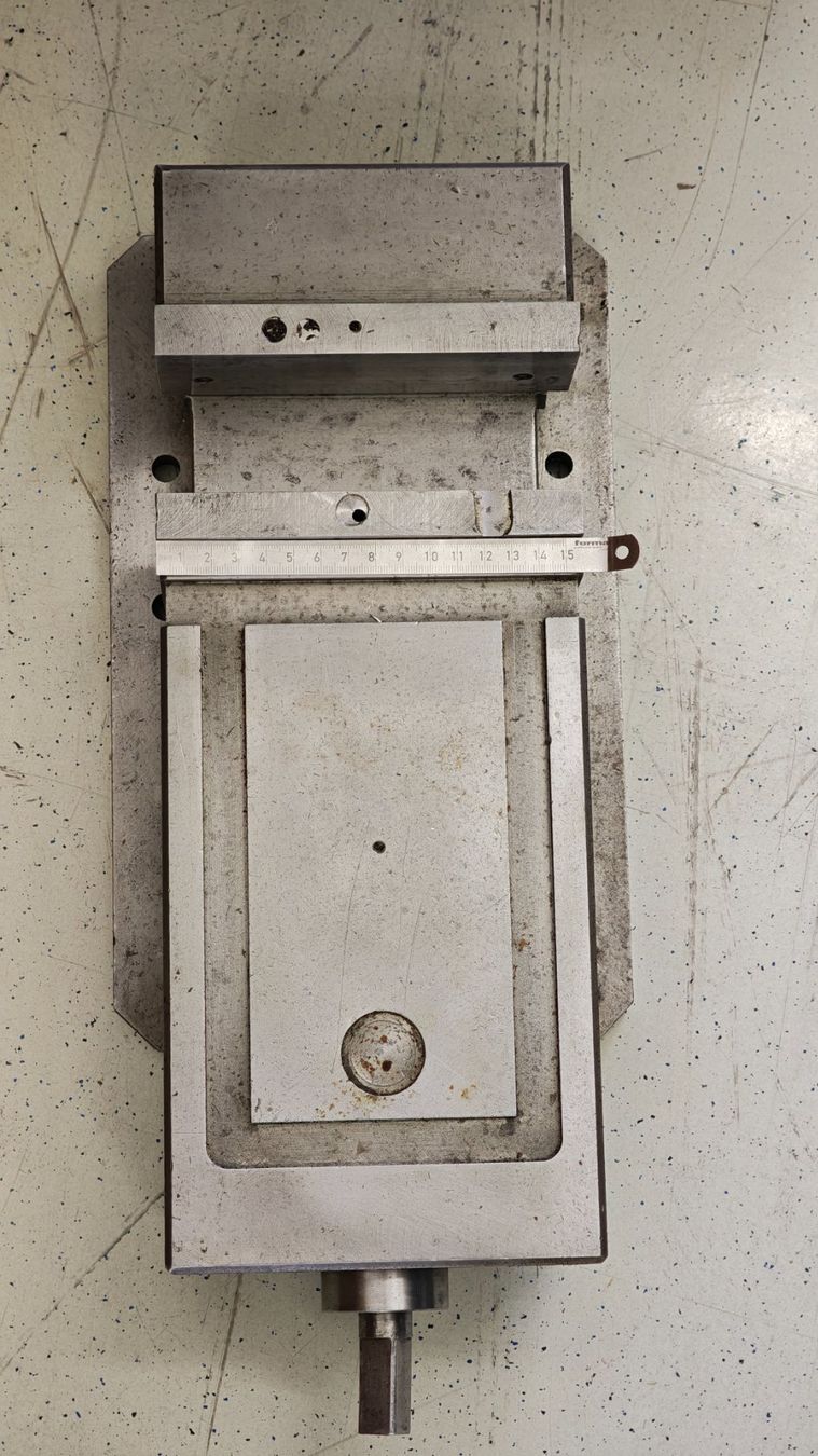 Alle Werkzeuge: Etau de Fraisage – Gebraucht aus Ste-Croix von CAP14_SARL