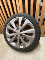 Toyota Auris Felgen Reifen Räder 215 45 17 2022 TOP Zustand