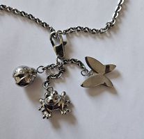 Halskette mit Frosch, Schmetterling und Glückskäfer Anhänger
