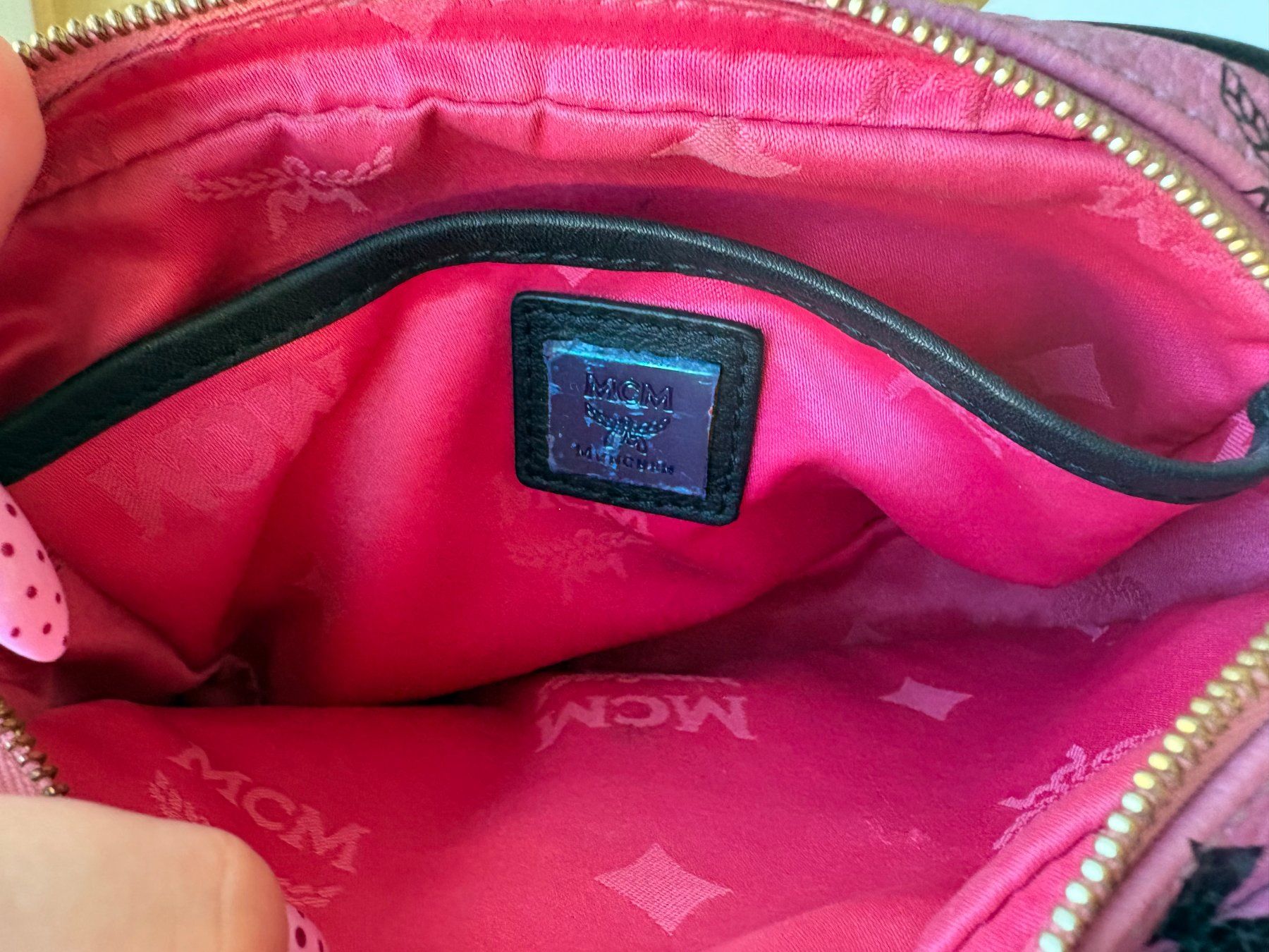 Borse da donna: MCM Täschchen in rosa – Usato da Langnau am Albis venduto da Meldoik 4