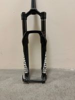 Federgabel: RockShox Pike RCT3 160mm DebonAir, 27.5"