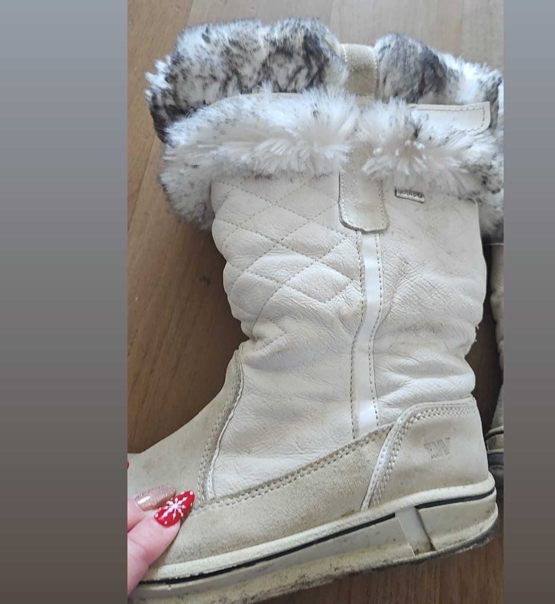Scarpe da donna: Winterstiefel mit Fell – Usato da Suhr venduto da jes_rtc9