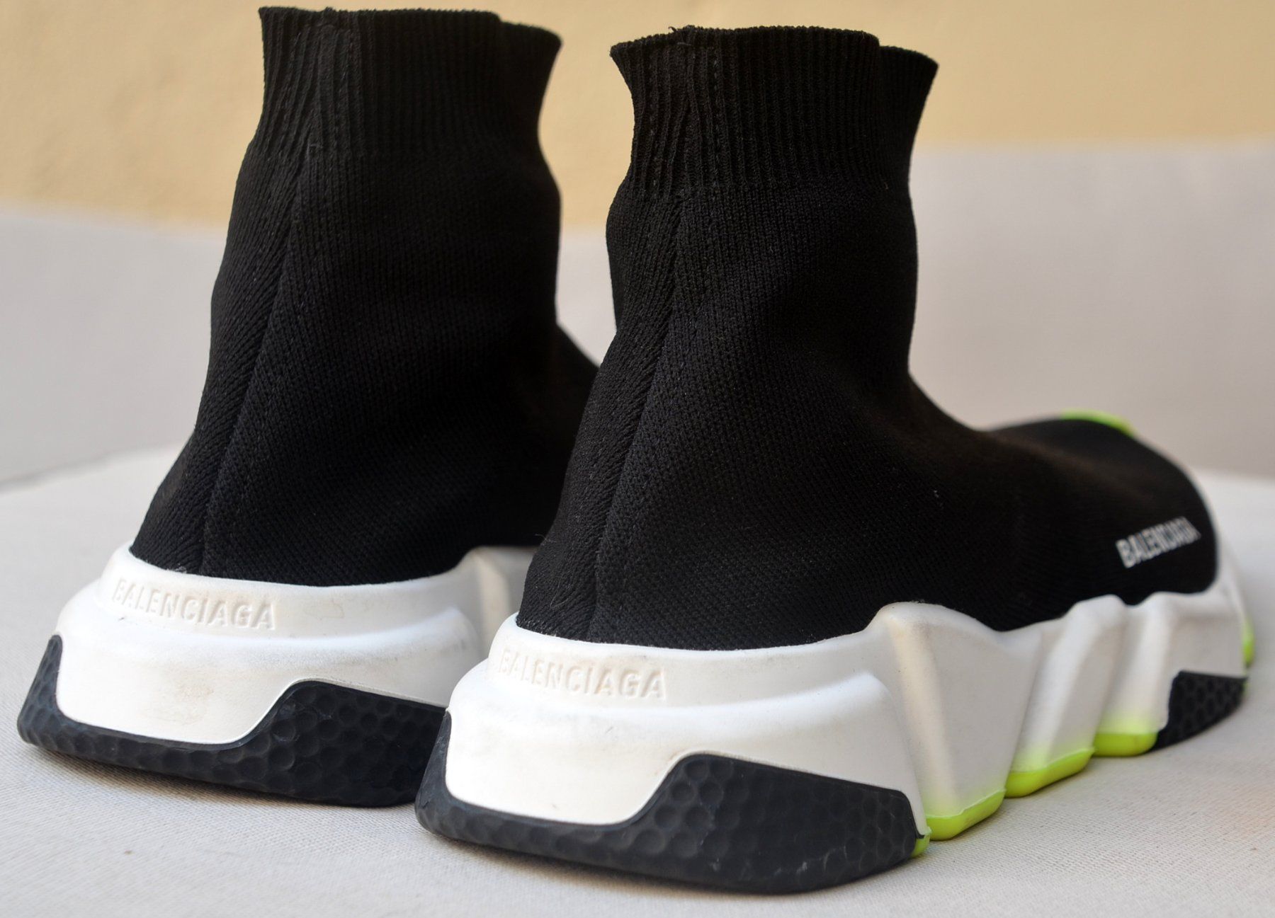 Balenciaga Herrenschuhe: Balenciaga SpeedTrainer Sneakers .39 – Gebraucht aus Collonges von Auganien 5