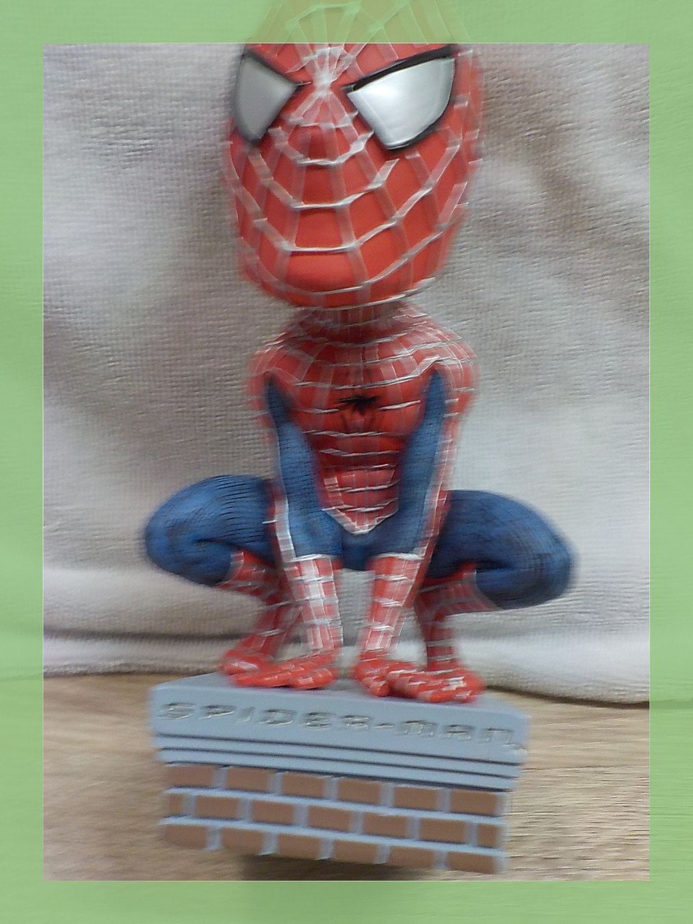 Marvel Statuette: Spider-Man Bobble Head Figur - Marvel Comic Kult! – Nuovo (secondo la descrizione) da Bülach venduto da Freieck 5
