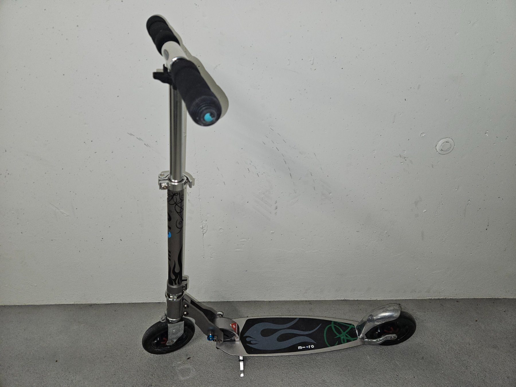 Micro Kickboard: Micro Speed - Scooter / Kickboard – D'occasion à Kerns par cougar85