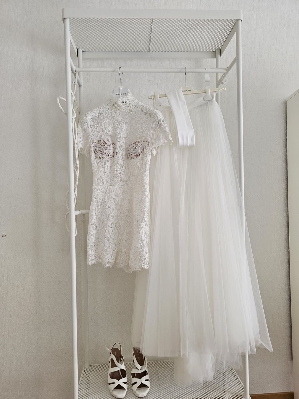 Kleider: Robe de mariée Emé – Neu und originalverpackt aus Vevey von Namani_02 2