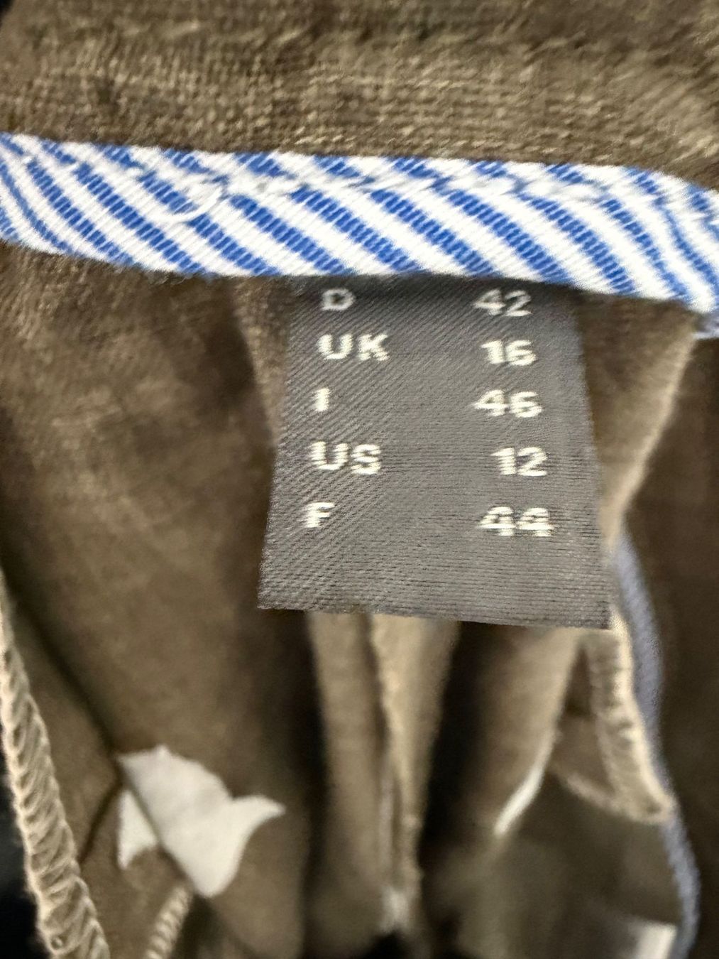 Esprit Pantaloni: ESPRIT Linen Pants - Size 42 – Usato da Muzzano venduto da Sidney_3 3