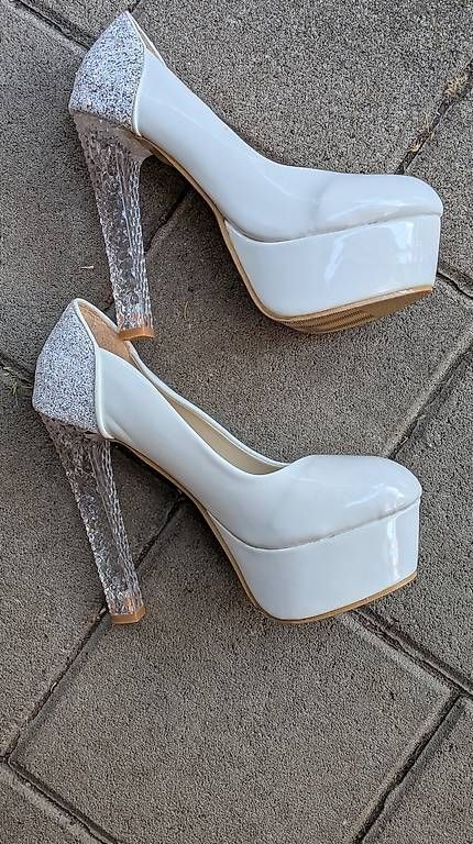 Scarpe da donna: Eleganter Damen Schuh Gr 38 – Usato da Wattenwil venduto da karinschaw 2