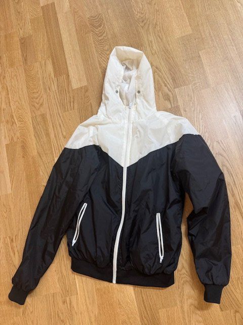 Giacche & Cappotti: Jacke jungen Gr. M wie neu – Usato da Wabern venduto da MagdalenaWabern