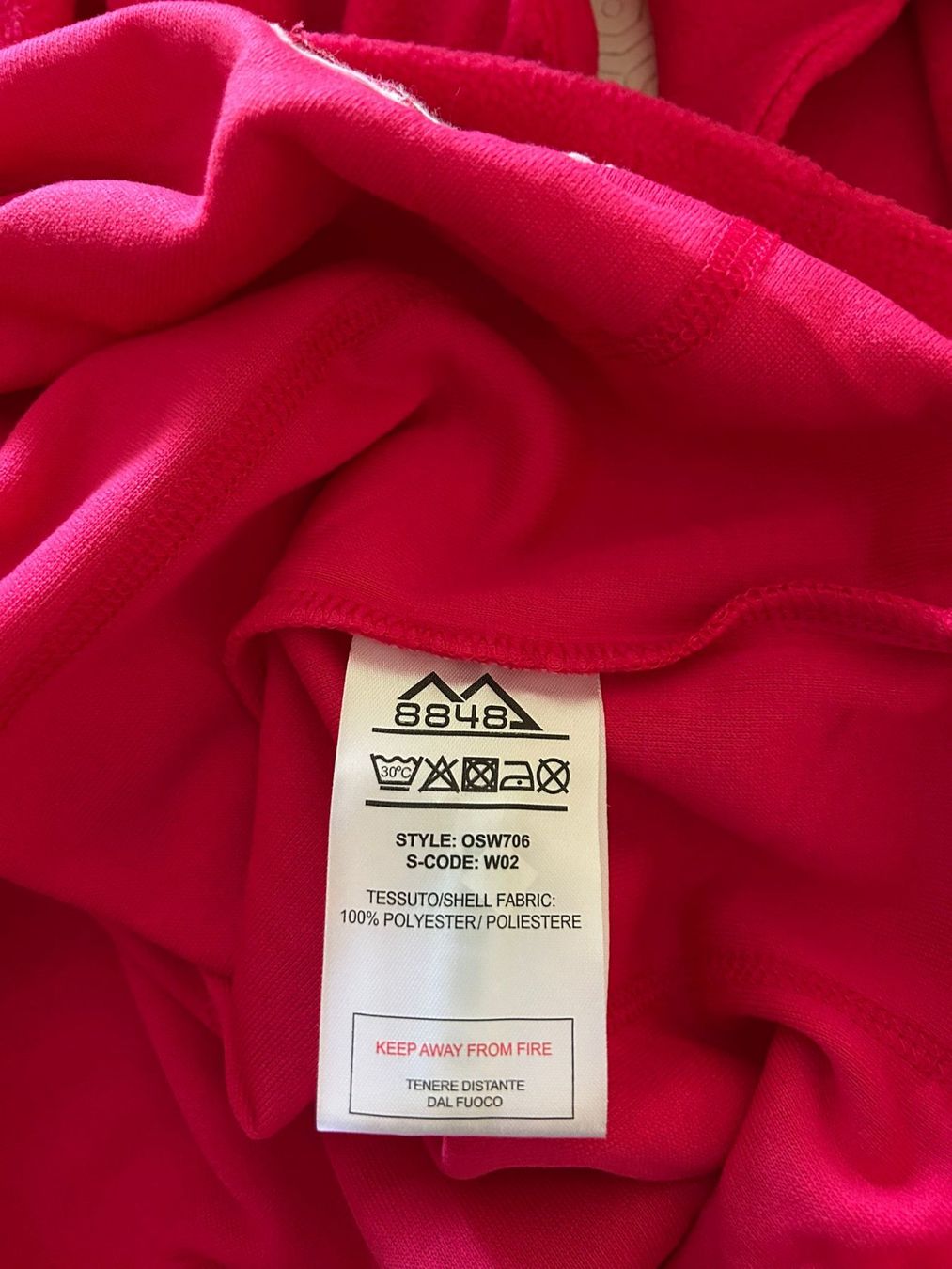 Maglioni & Felpe: Pile rosso tg.L 8848 – Usato da Melano venduto da H-Sara 1