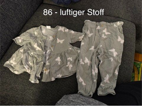 Lotti & Set di vestiti: XXL - Kinder Kleiderpaket mit 36 Teilen – Usato da Winterthur venduto da ForsterF 9