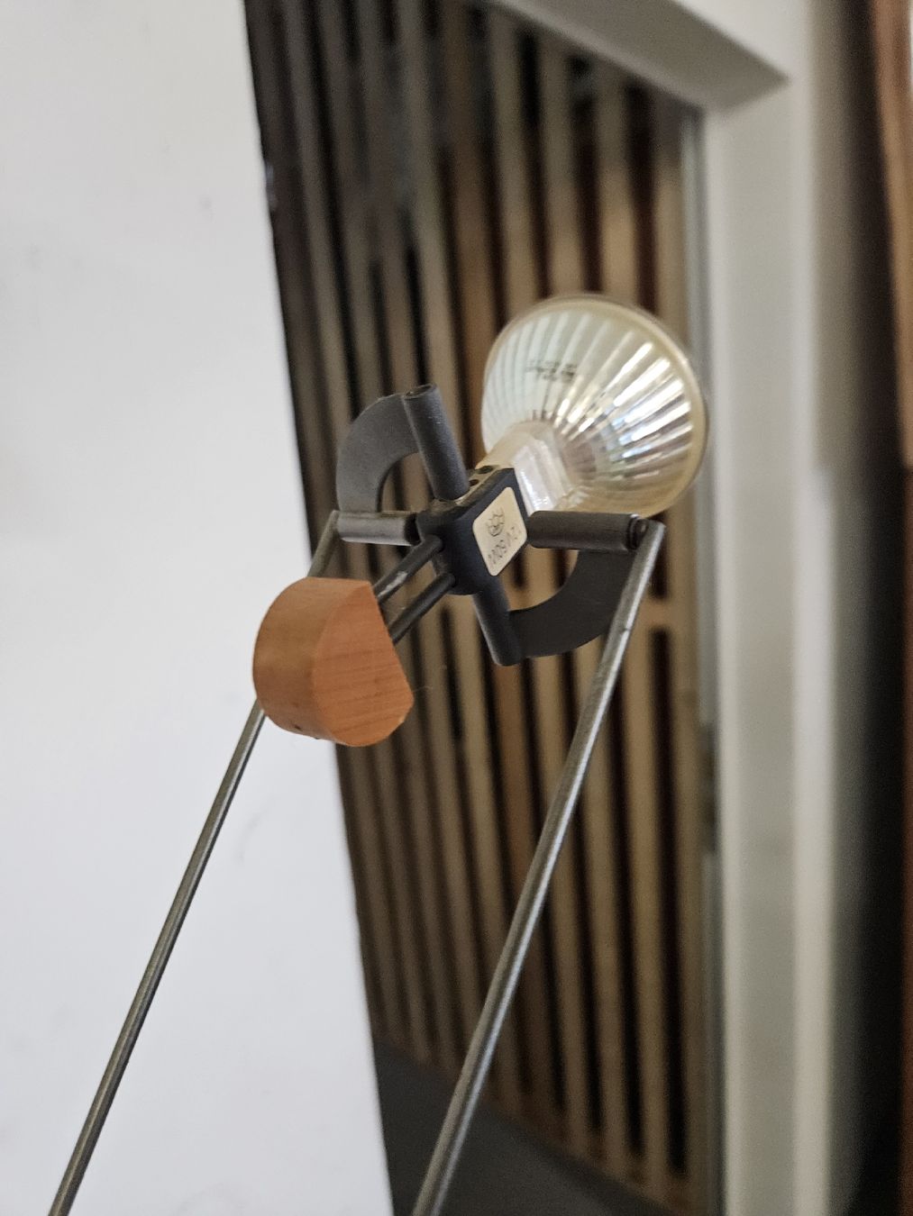Lampes: Vintage Bogenlampe aus Holz dimmbar  – D'occasion à Pratteln par Cartonsducoeur_bl 7