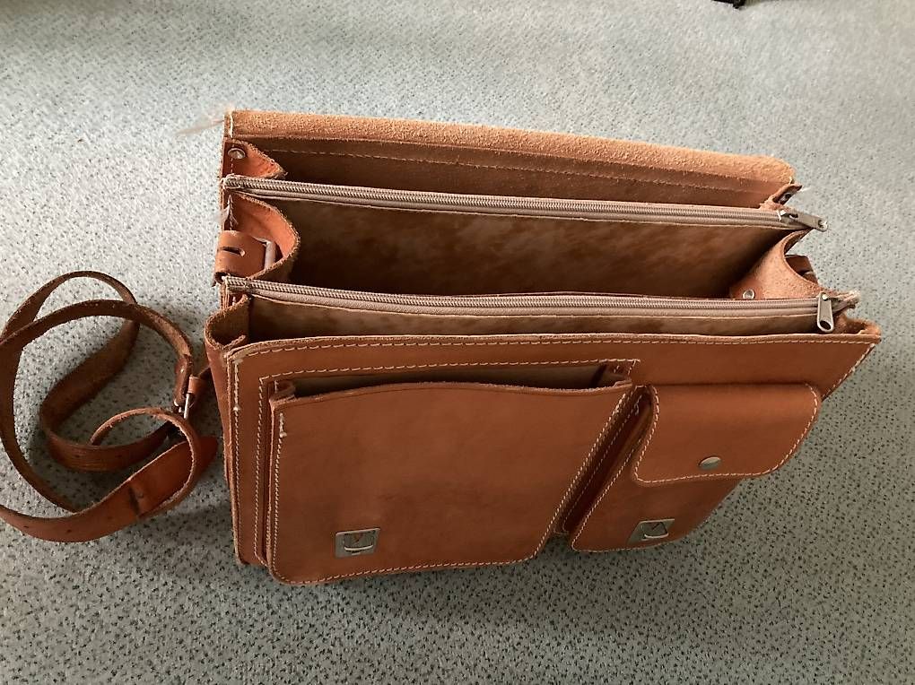 Sacs: Leder Schulmappe – D'occasion à Solothurn par ehe_8spw 3