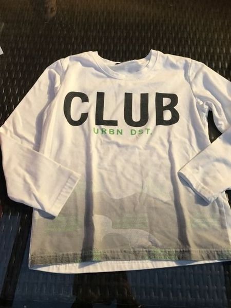 Maglioni & Felpe: Junge Sweatshirt 140 – Nuovo (secondo la descrizione) da Bergdietikon venduto da antovale