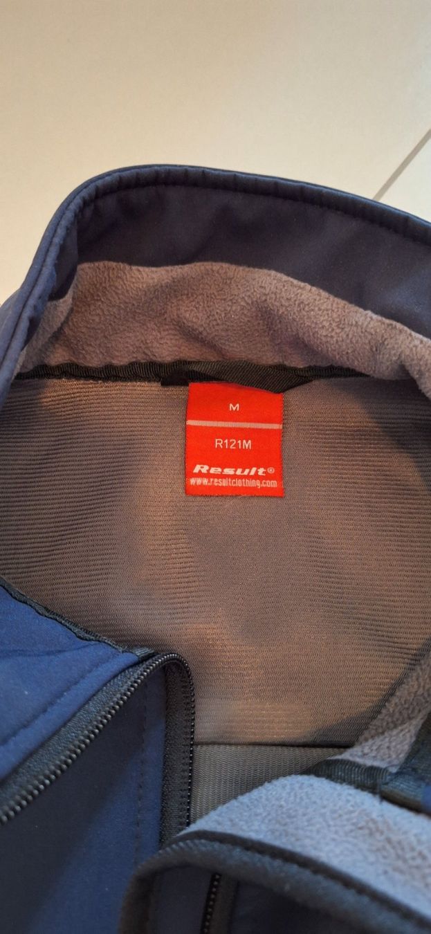 Giacche: Fleece-Jacke Ssangyong – Nuovo (secondo la descrizione) da Richterswil venduto da uscars 2