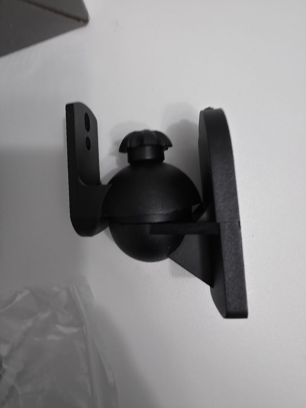 Supporti a parete: Lautsprecher-Wandhalterung x2 – Nuovo e nell'imballaggio originale da Embrach venduto da niz_8sff 9