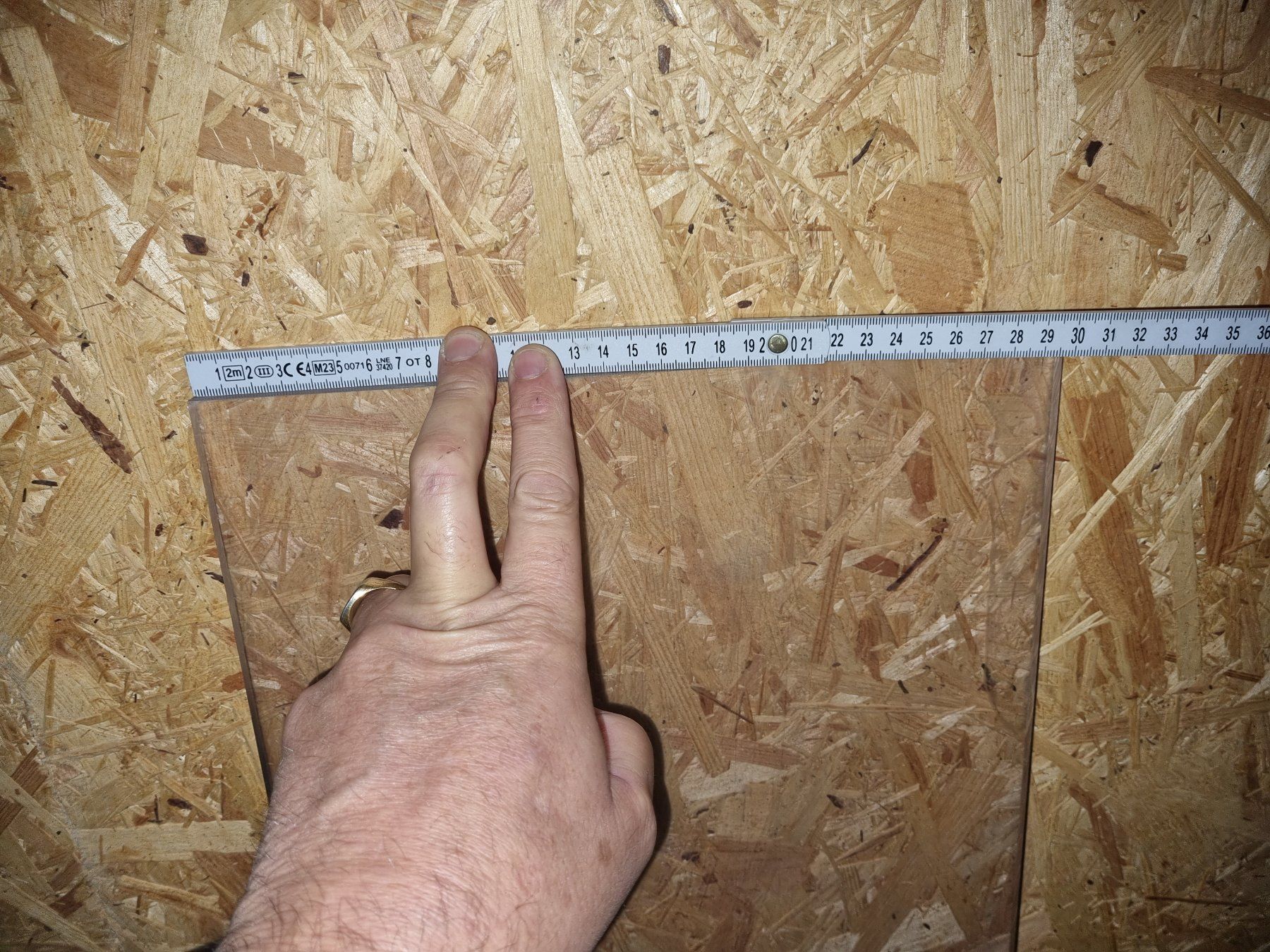 Servierplatten: Plexiglas Acrylglas 30 x ca. 138 x 1 cm Modellbauer – Gebraucht aus Savièse von Laguinee 1