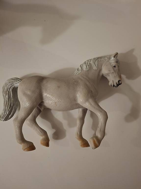 Jouets: Schleich Pferde – D'occasion à Vielbringen b. Worb par Andrea.S.