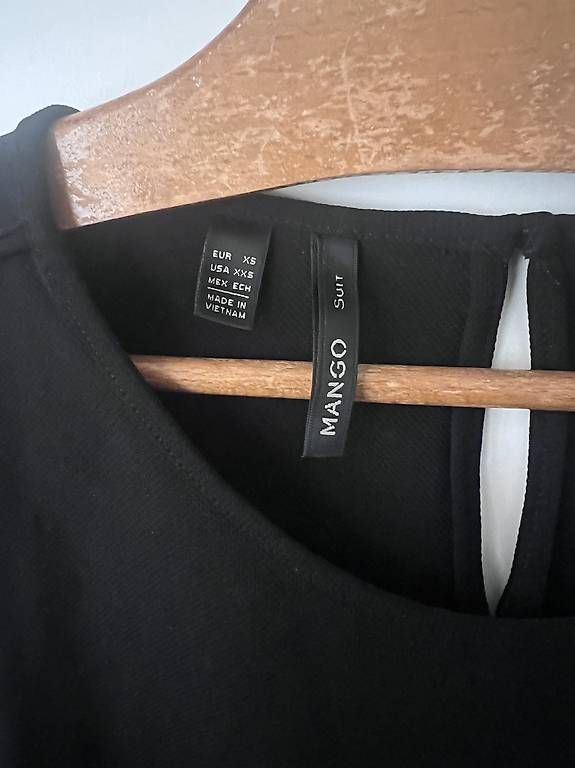 Vestiti: Robe noire, taille xs – Usato da Lausanne venduto da sugarplumfairy 2