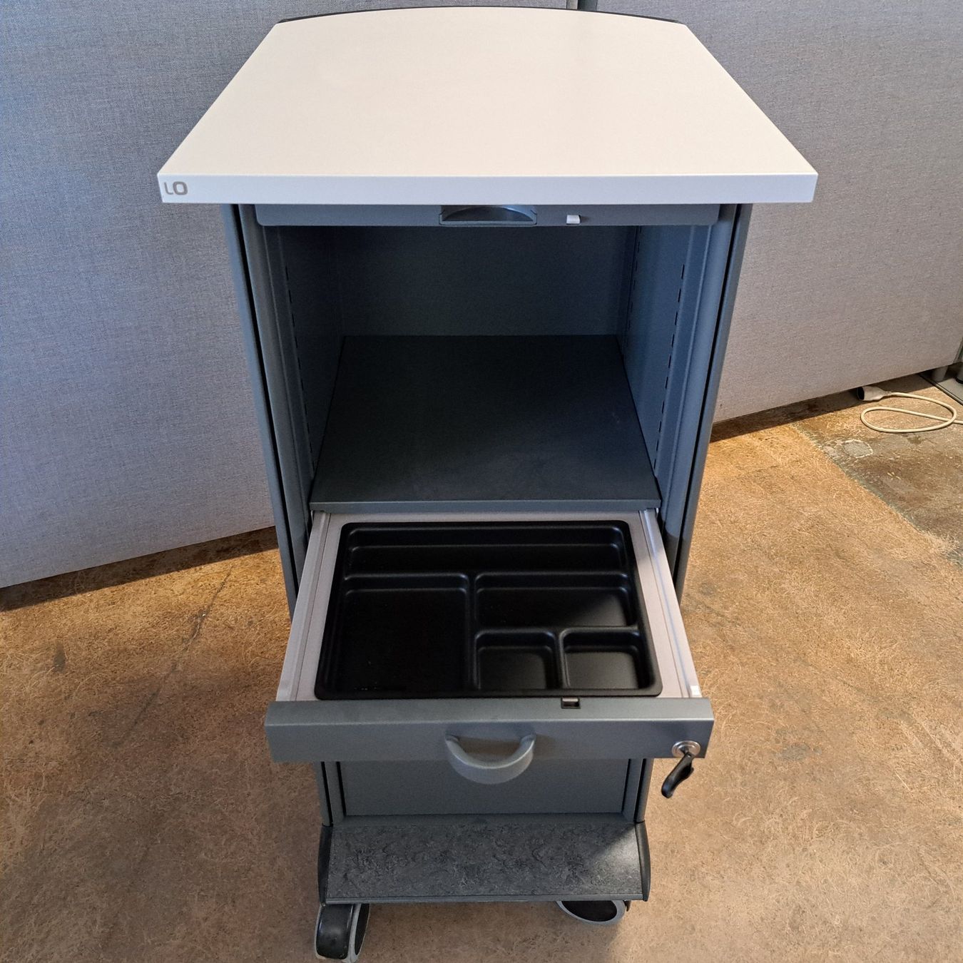 Banconi: Lista Caddy Büro Rollcontainer abschliessbar – Usato da Belp venduto da deal-now 4