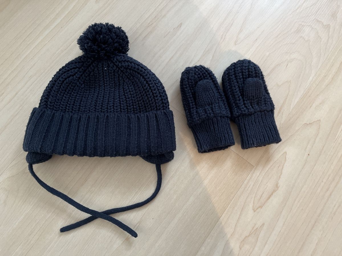 Kleiderpakete & -sets: Kappe und Handschuhe 74/80 – Gebraucht aus Herznach von Leimsa