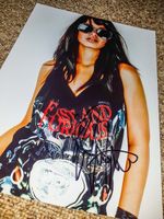 Maria Mena - Autogramm auf Foto