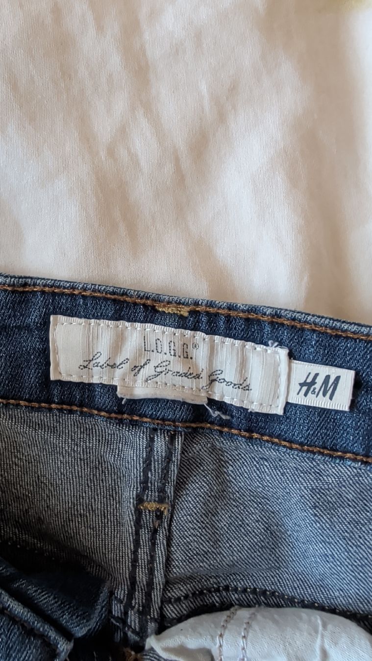 H&M Jeans: kurze Jeans Hose – Nuovo (secondo la descrizione) da Nenzlingen venduto da mon_q2h8 2