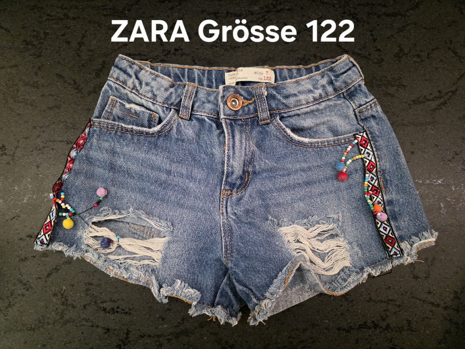 Zara Pantaloni: ZARA Shorts kurze Hose 122 – Usato da St. Peterzell venduto da upcycling_