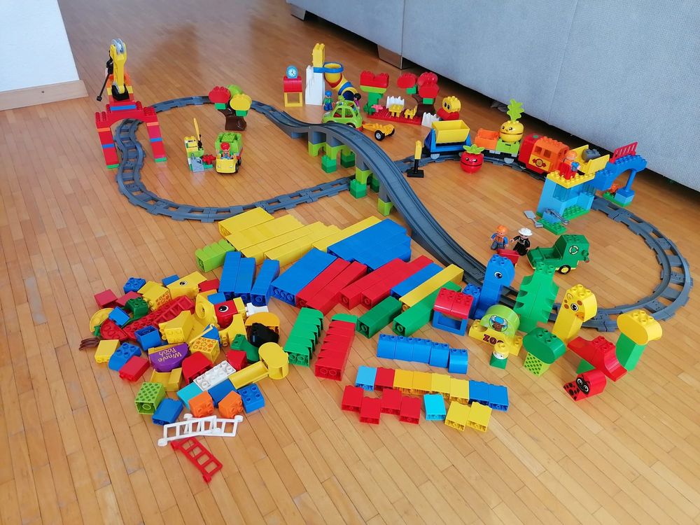 Lot Duplo train 10508 + pièces divers (D'occasion) à Bougy-Villars pour ...