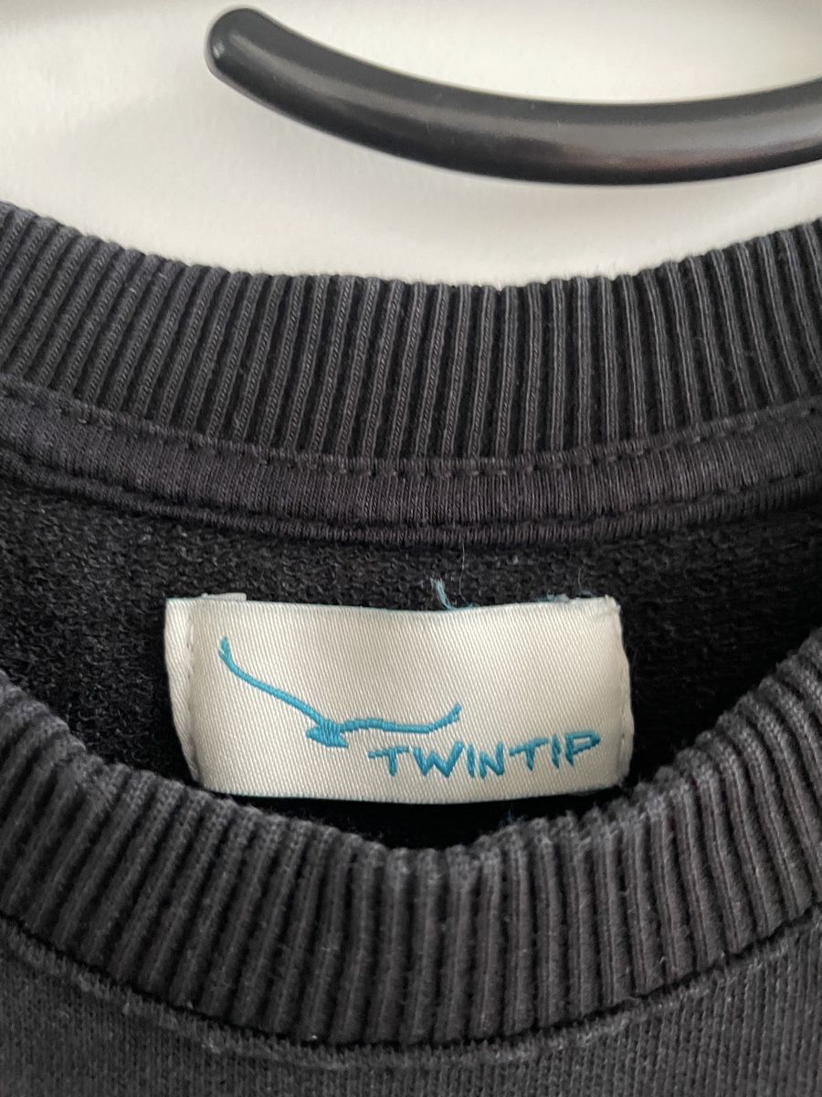Maglioni & Felpe: Pullover Twin Tip schwarz mit Aufdruck – Usato da Mauren venduto da acht33null 1