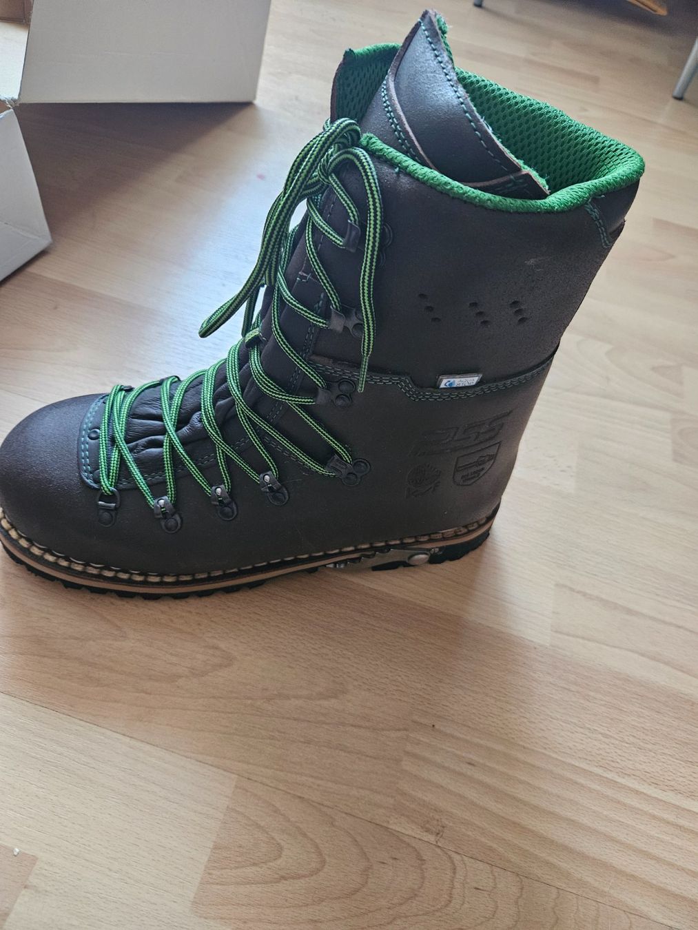 Chaussures hommes: Männer Arbeitschuhe – Neuf avec emballage d'origine à Lengnau BE par bor_8mb9 1