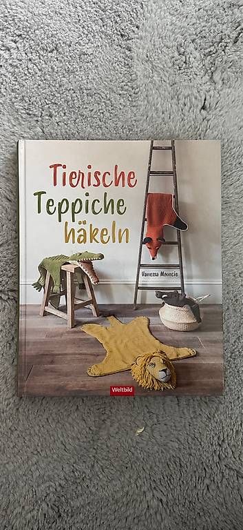 Livres: Häckelbücher  – D'occasion à Hünenberg See par luc_lxp9