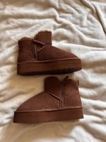 Winterstiefel braun mit Plateau Reissverschluss Gr. 39