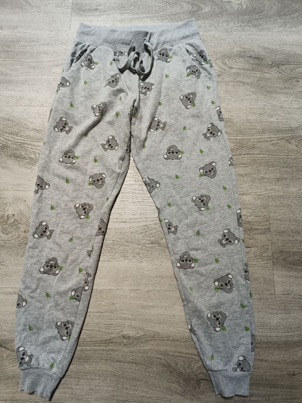 Hosen: FB-Sister Freizeithose M – Gebraucht aus Bätterkinden von Elefantenzoo