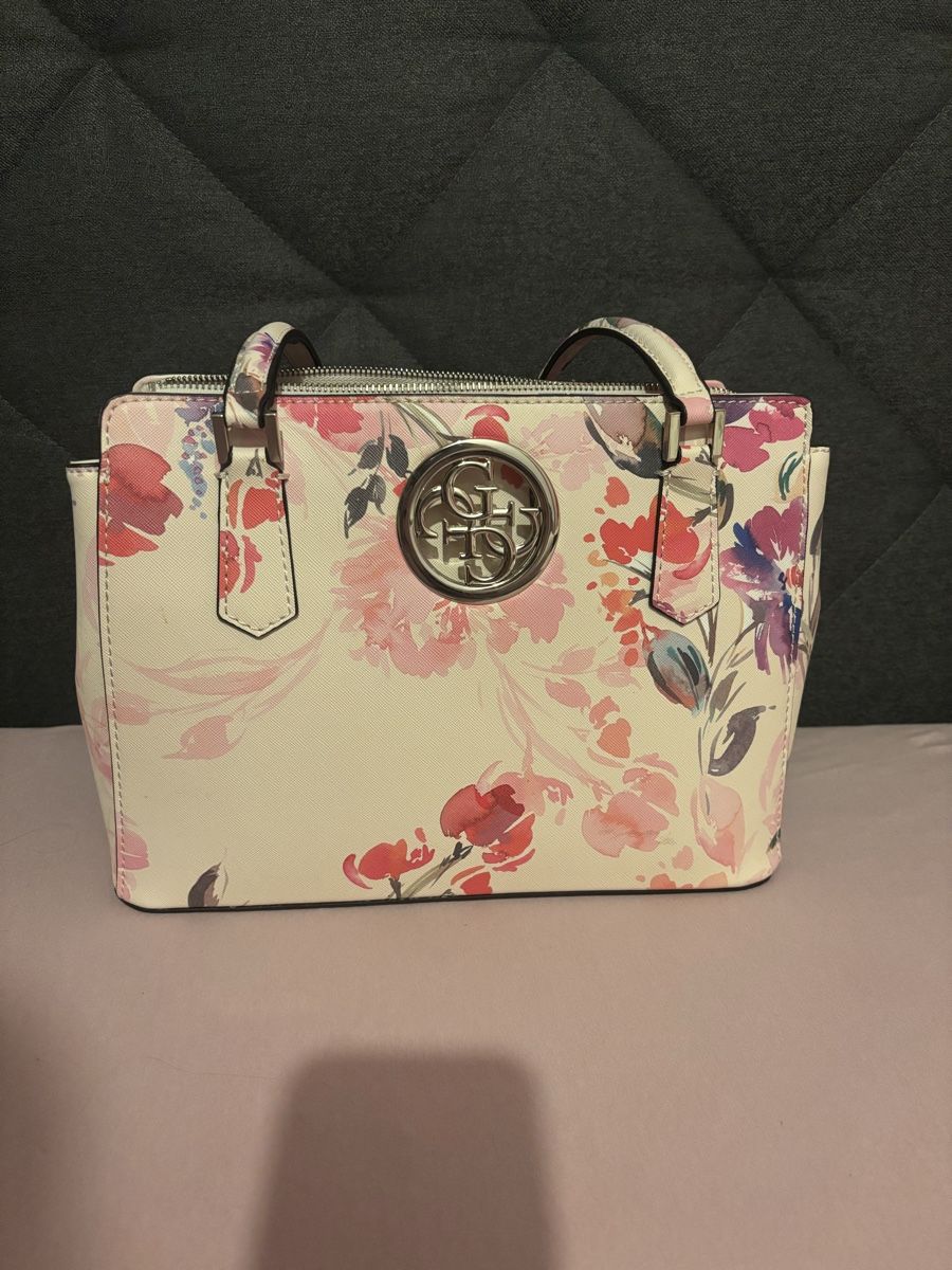 Guess Taschen für Damen: Guess tasche neu – Neu (gemäss Beschreibung) aus Bütschwil von sof_p98b 1