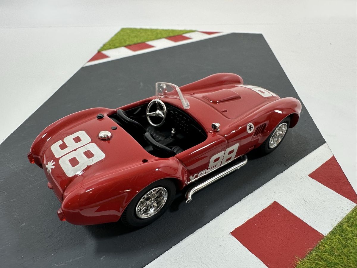Modellini d'auto: 1962 AC Shelby Cobra 1:43 #98, MODEL BOX – Nuovo (secondo la descrizione) da Zofingen venduto da rf9_x2xt 5